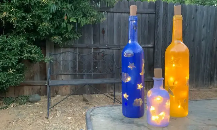 DIY Sparkling Bottles With Lights