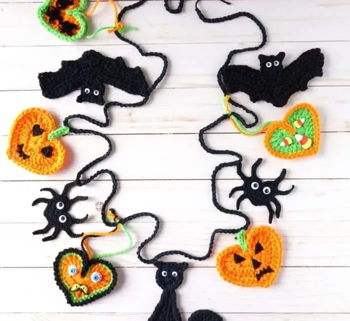 Crochet Halloween Bunting