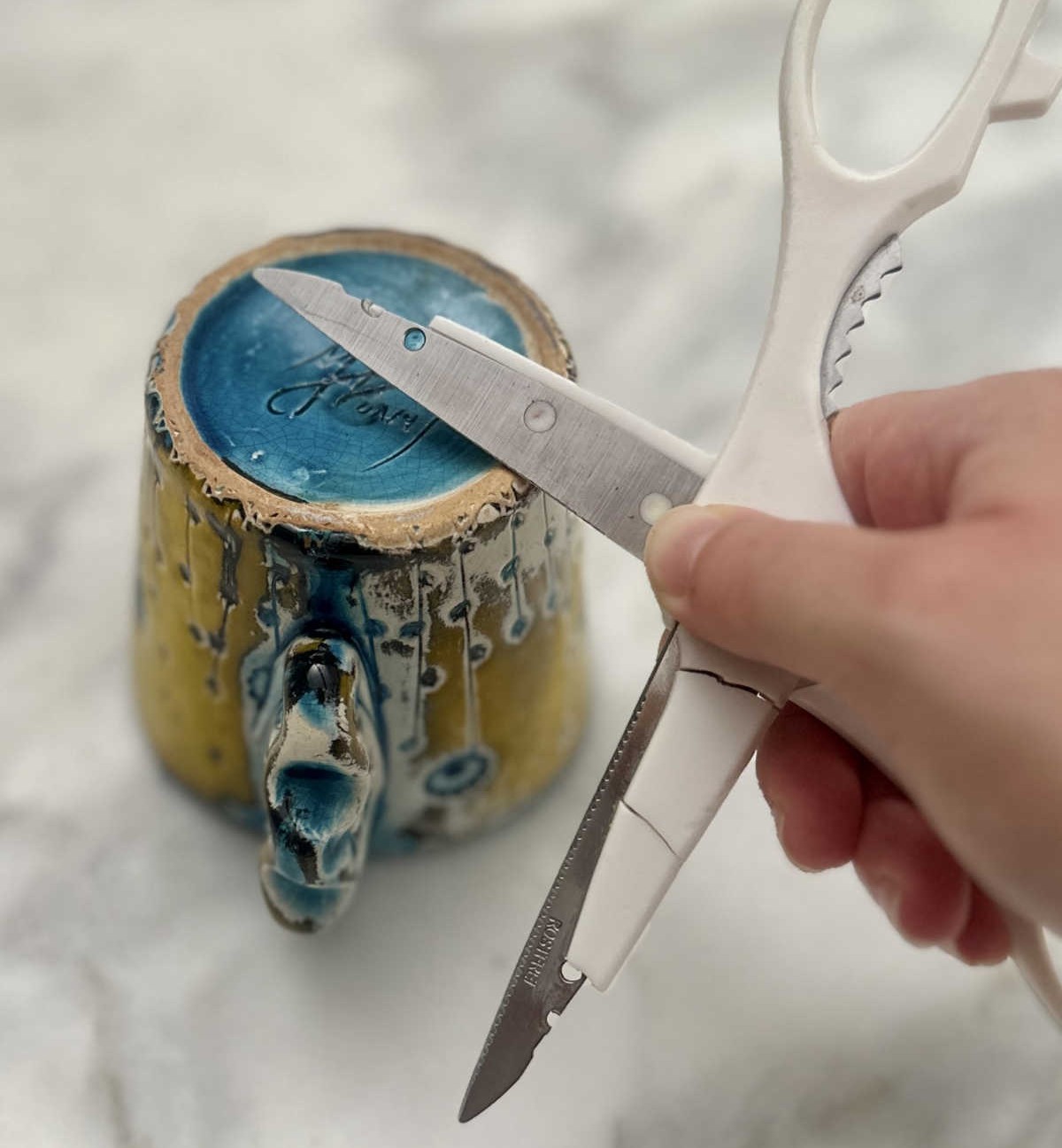 Use a Ceramic Mug as a Sharpening Stone
