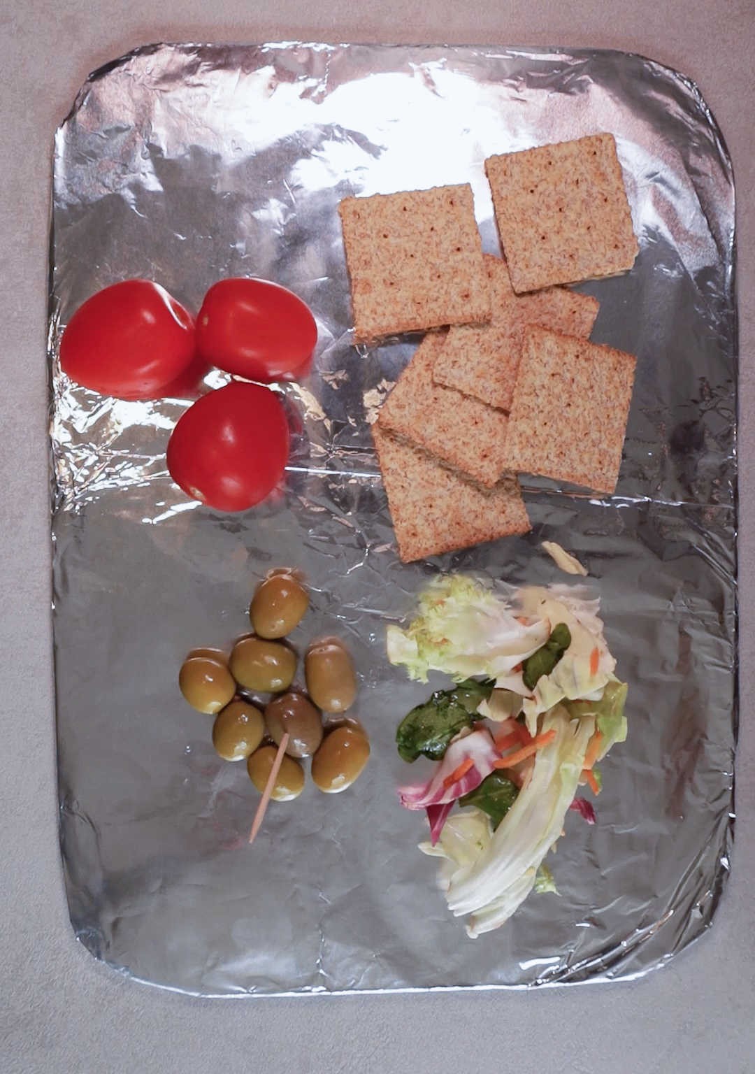 Make a Quick Disposable Platter