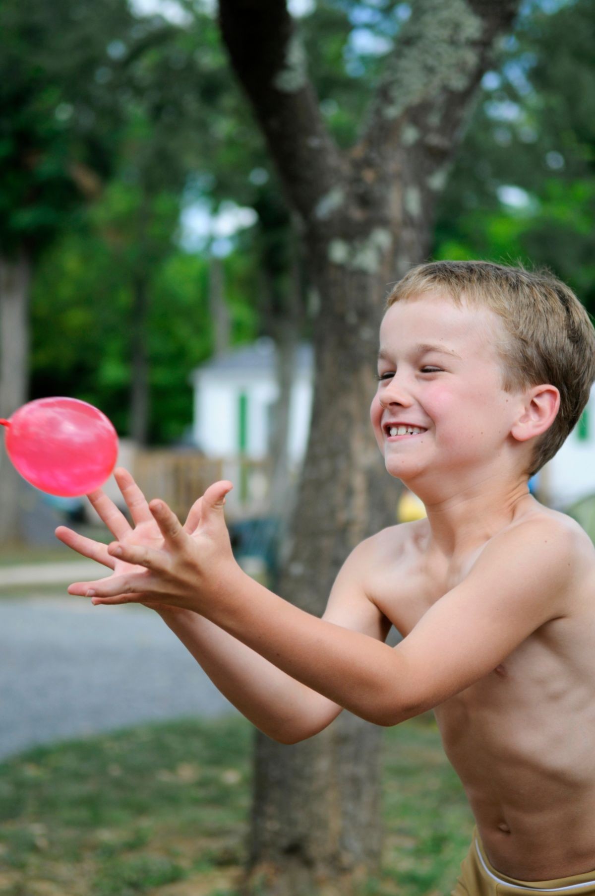 Water Balloon Toss