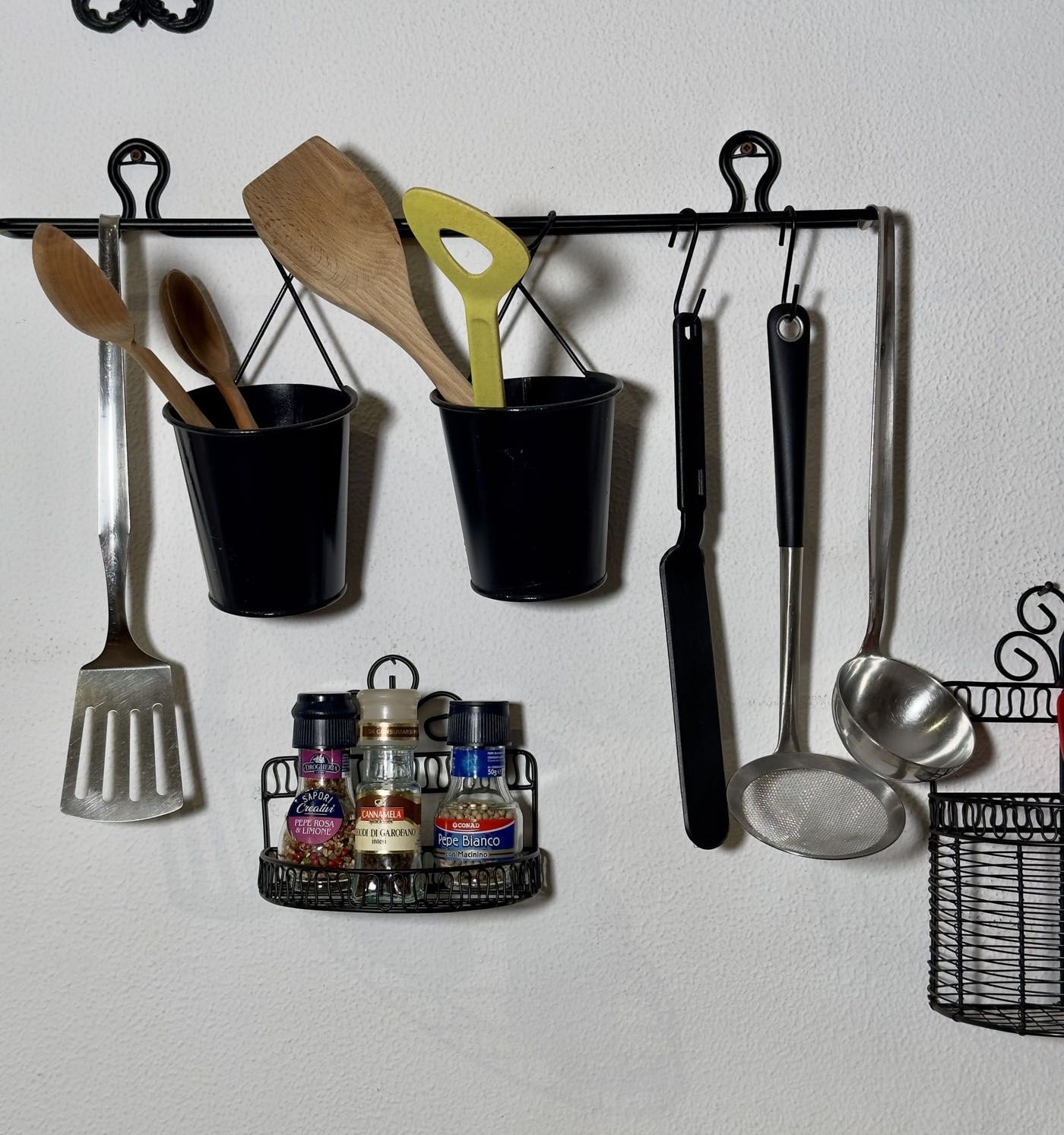 Store Utensils In Baskets