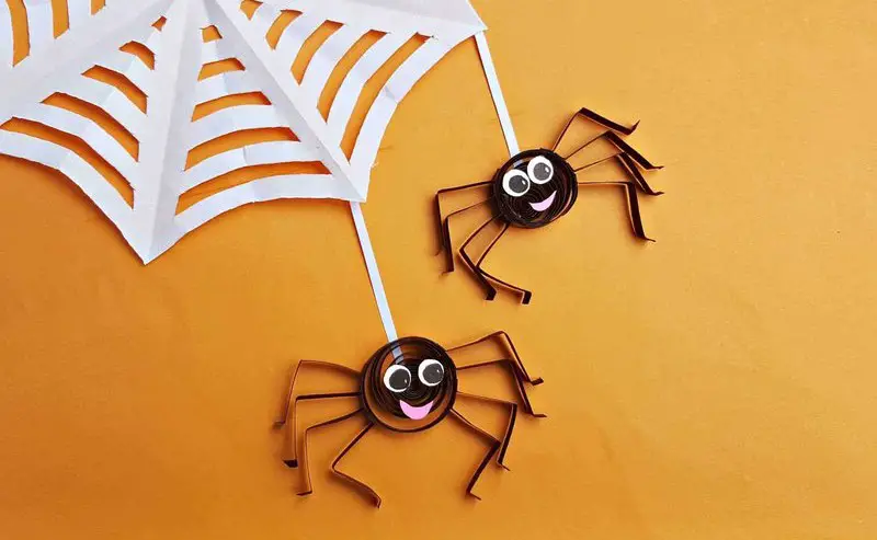 Paper Quilled Spider Project