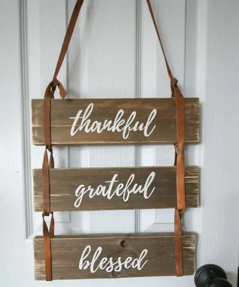 Thankful Wood Pallet Sign