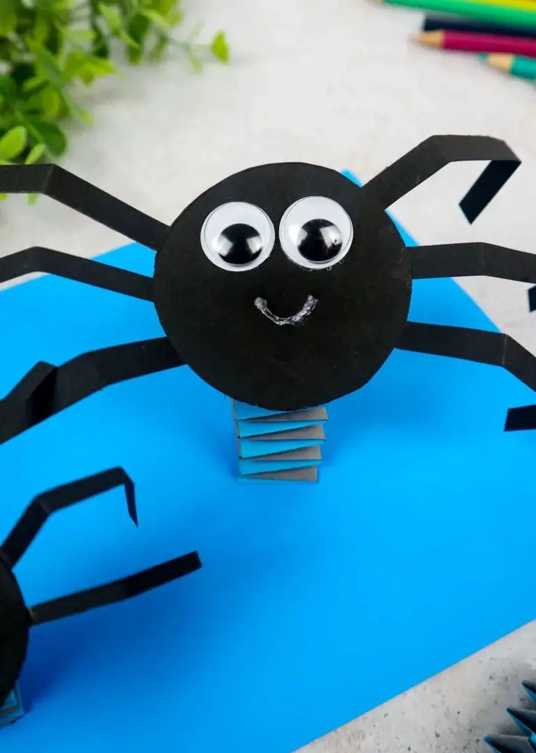 Bouncy Paper Spider