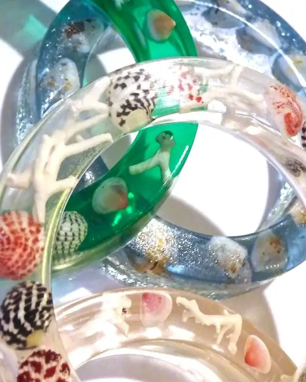 DIY Coral And Shell Resin Bangles