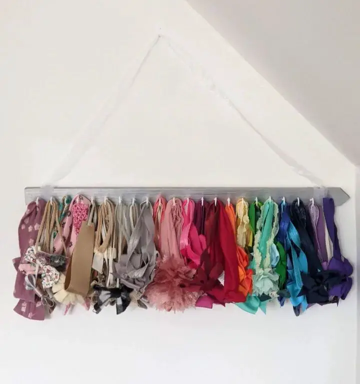 Headband Holder