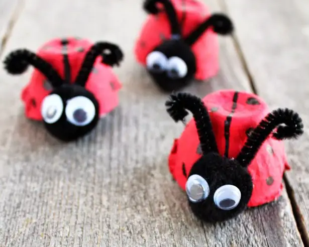 Egg Carton Ladybugs