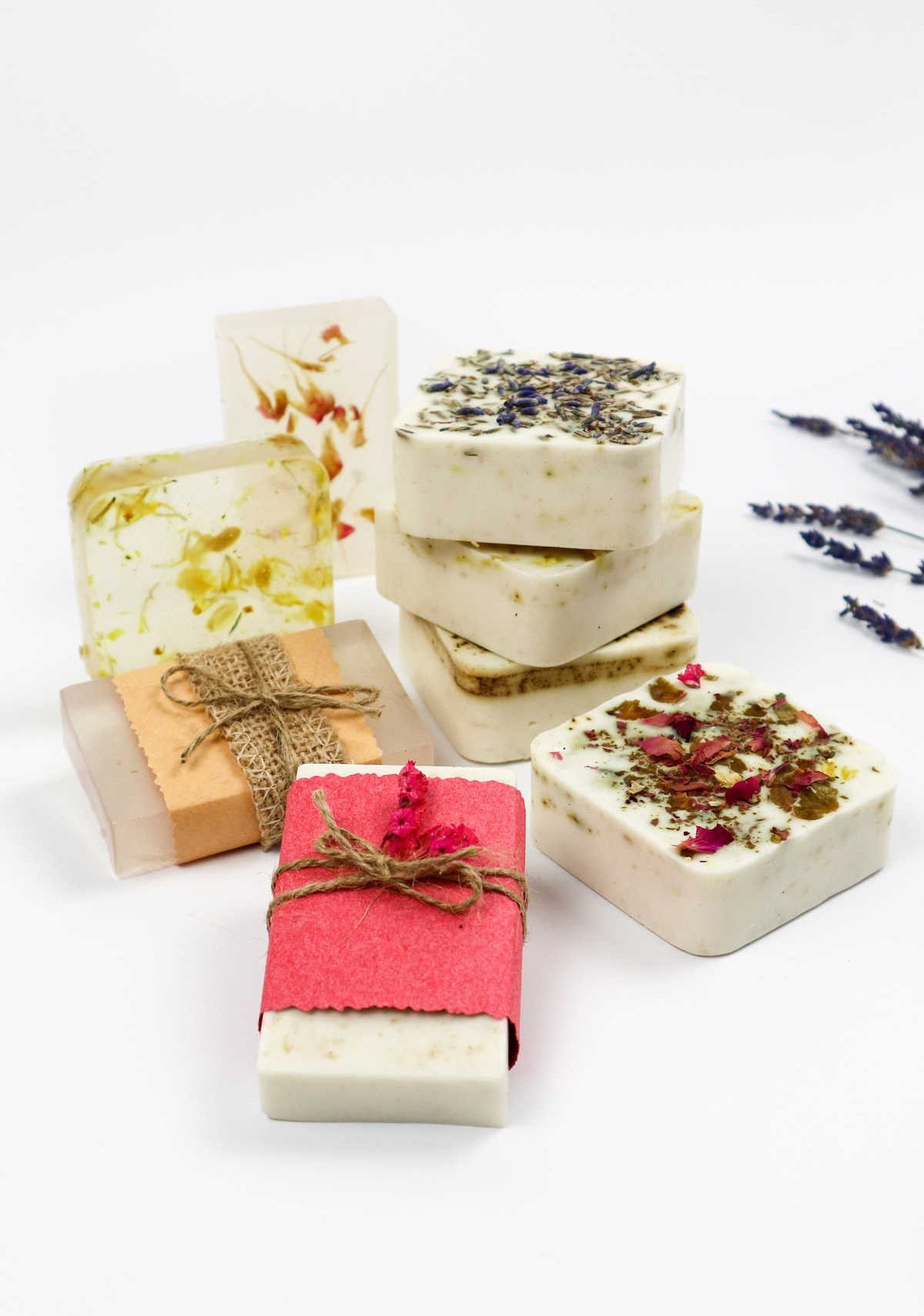 Fragrances You Can Use to Make Soaps